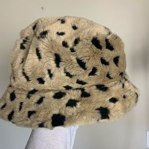 Vintage Everitt Leopard Bucket Hat